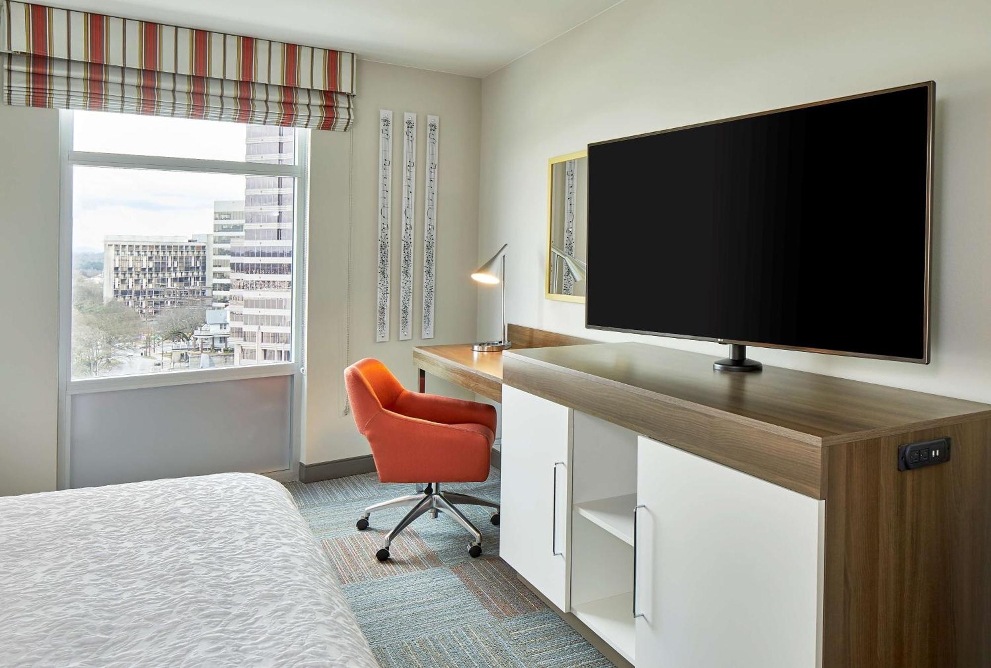 Hampton Inn & Suites Atlanta-Midtown, Ga Екстериор снимка