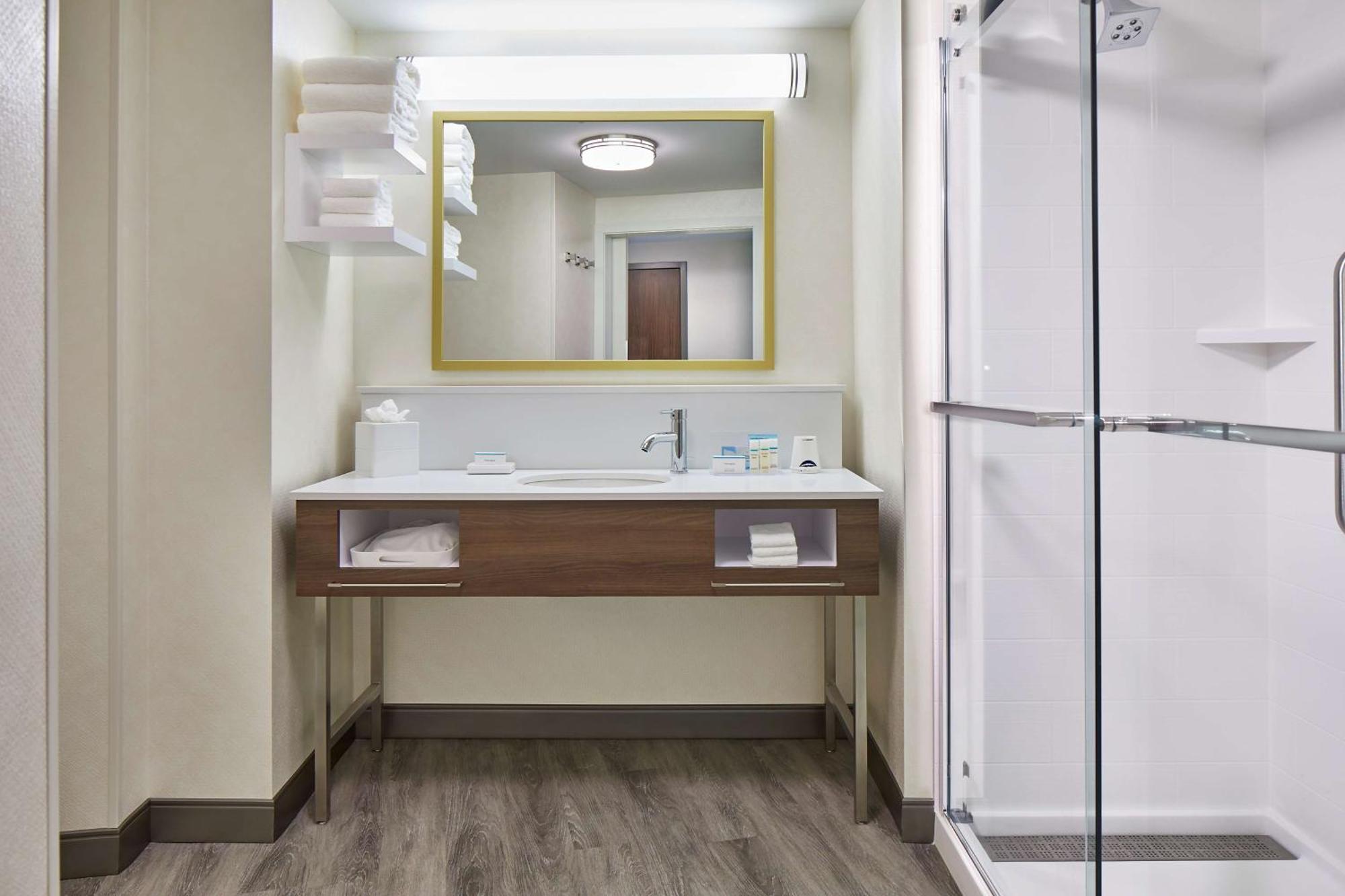 Hampton Inn & Suites Atlanta-Midtown, Ga Екстериор снимка